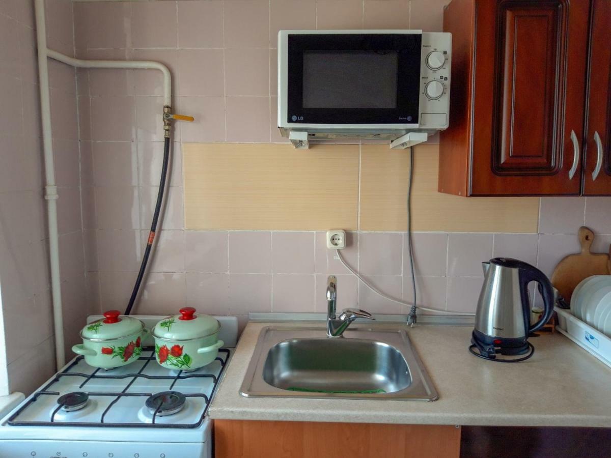 Apartment On Livoberezna Metro Station Kiev Luaran gambar
